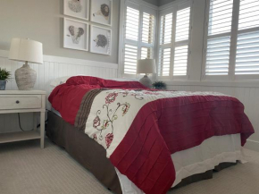 Charming One Bedroom in a New Modern Suburban House